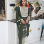 georgette kurta set by vastraa